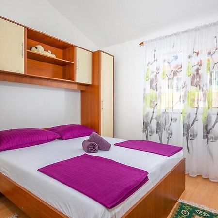 Beautiful Apartment In Krk With Kitchen Krk Town Extérieur photo