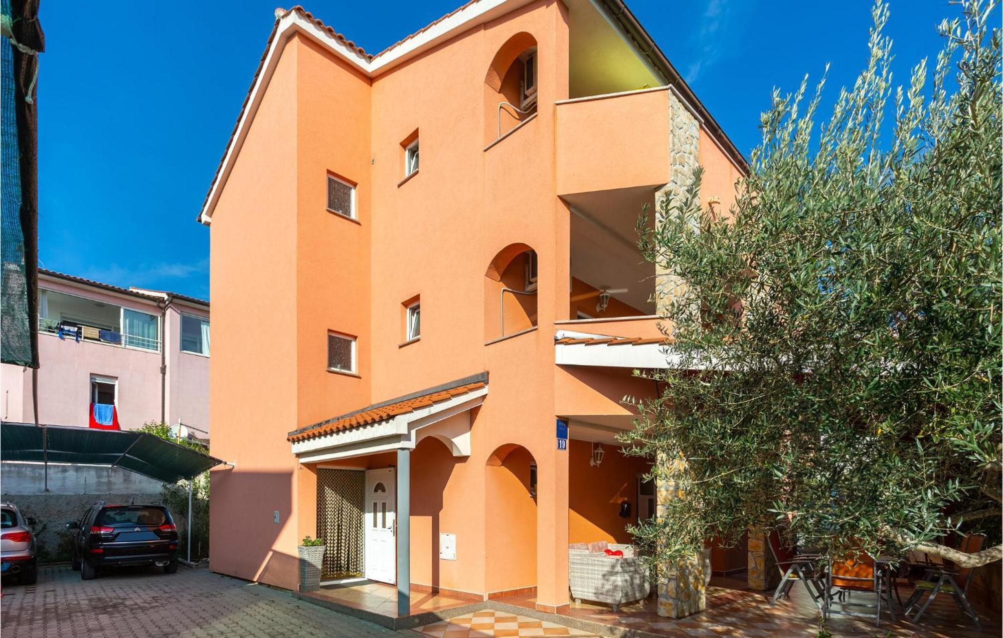 Beautiful Apartment In Krk With Kitchen Krk Town Extérieur photo